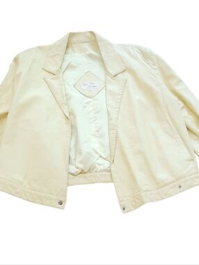 Deja Vu Designs Cream Leather Jacket Size Large